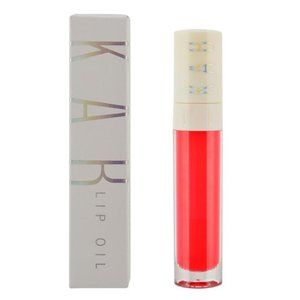 Kab lip oil rum punch